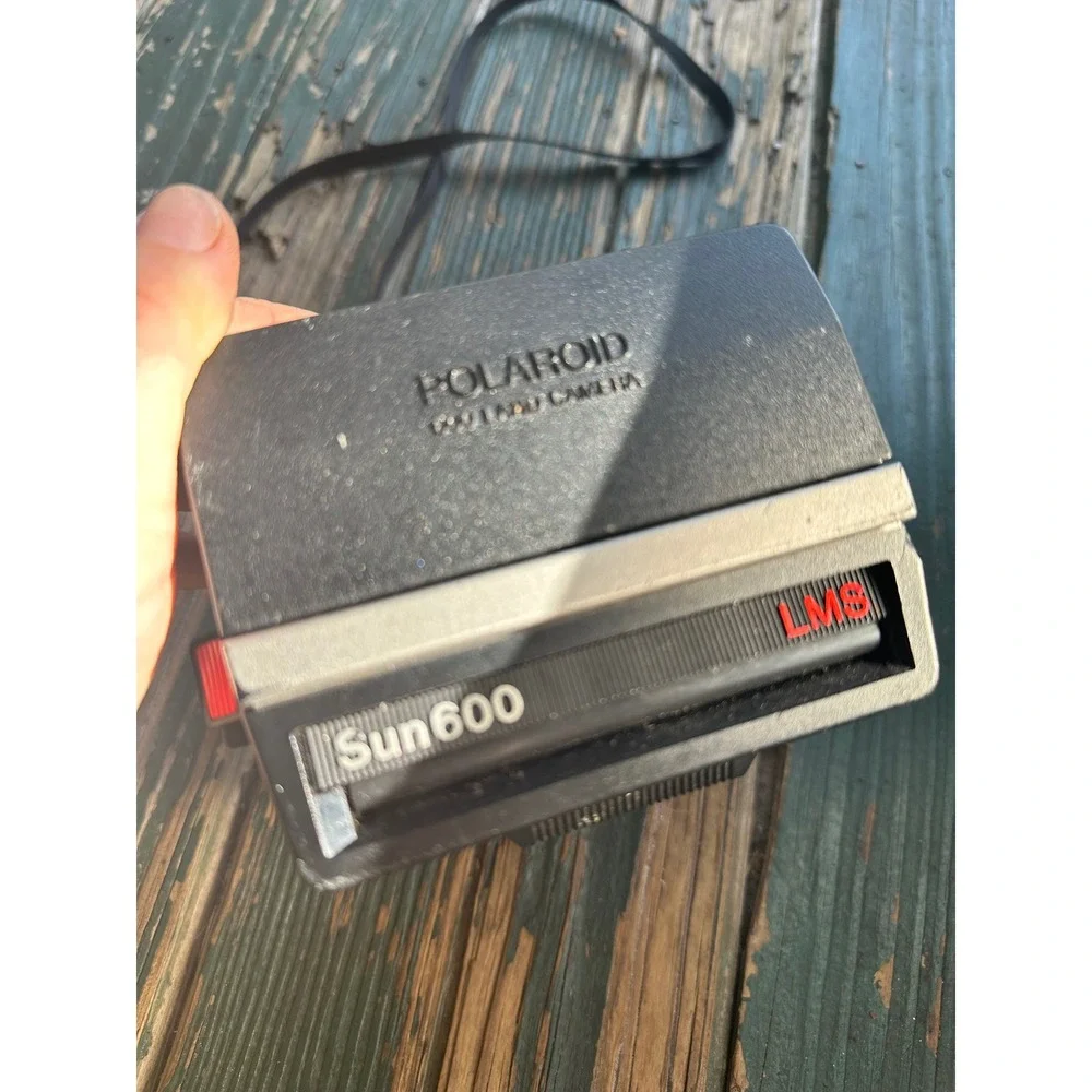 Polaroid Sun 600 LMS Land Camera Vintage Instant Film Black Silver A3555